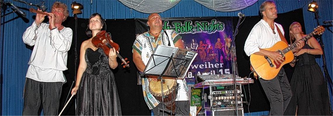 Keltenfieber: Die Band Dhalia’s Lane begeistert die Besucher in Zaisersweiher. 