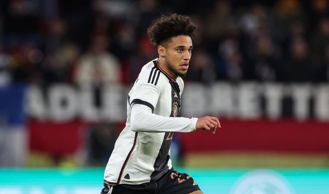 Kevin Schade (Note 3,5): Der Profi vom Premier-League-Club FC Brentford legte auf dem linken Flügel in der Anfangsphase dynamisch los&nbsp;– war dann aber häufig mit Defensivaufgaben beschäftigt. Bemühte sich danach auch, offensive Akzente zu setzen. Doch es klappte längst nicht alles.