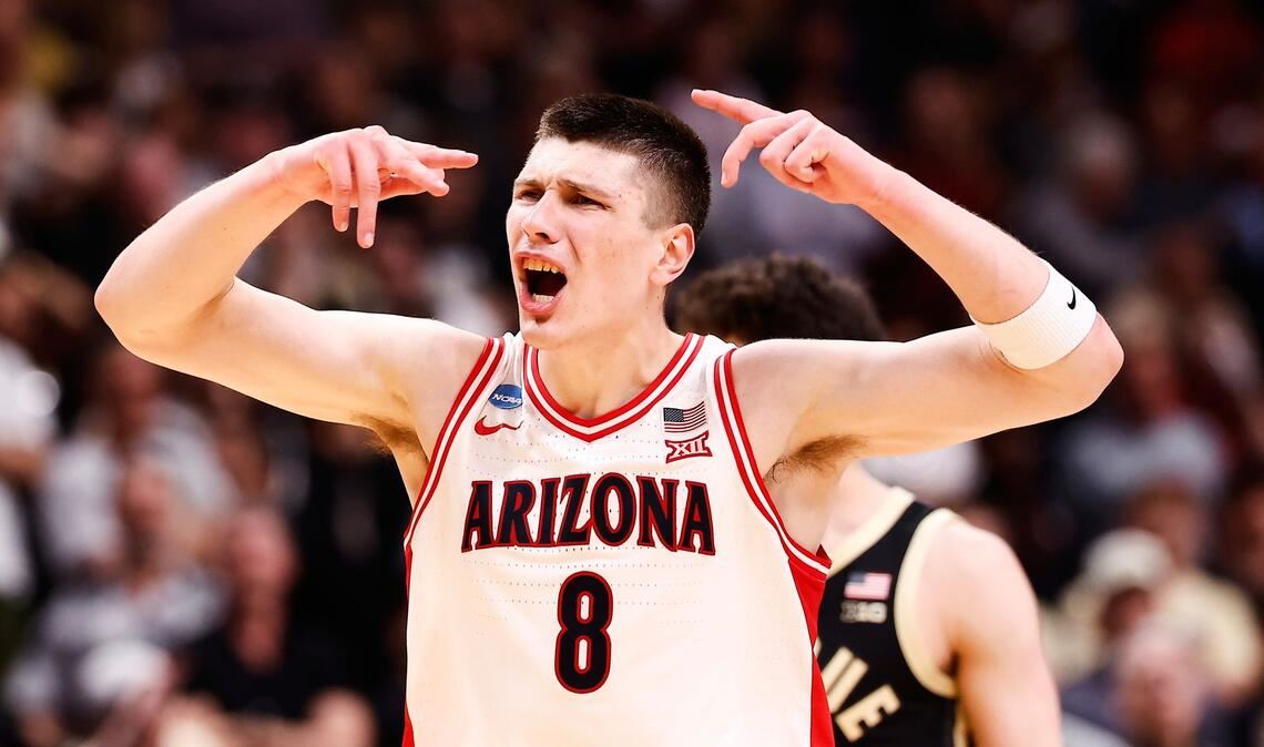 Kharchenkov verabschiedete sich vom FC Bayern und spielt nun bei den Arizona Wildcats.