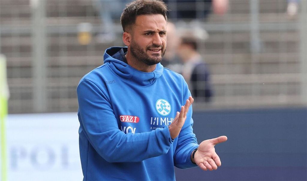 Kickers-Coach Kerem Arslan kann sich mit einem Endspielsieg einen Platz in den Geschichtsbüchern sichern.