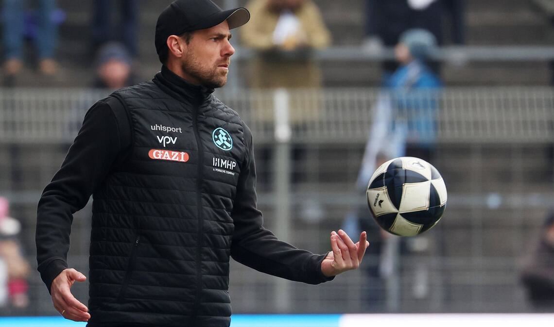 Kickers-Trainer Marco Wildersinn: „Das zeigt einfach nur, dass es immer noch viel zu viele dumme Leute gibt.“