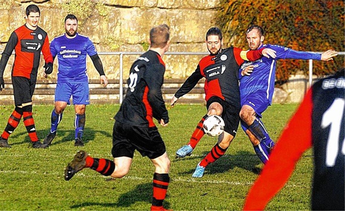 Ötisheimer Elf zündet zum Schluss den Turbo