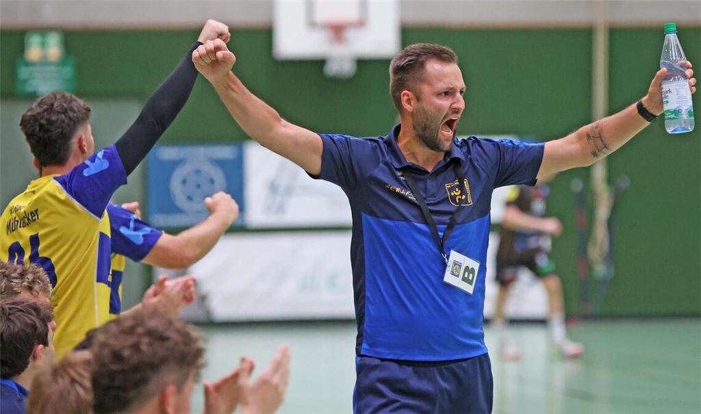 Kim Kallfass feiert den Startsieg. Foto: Müller