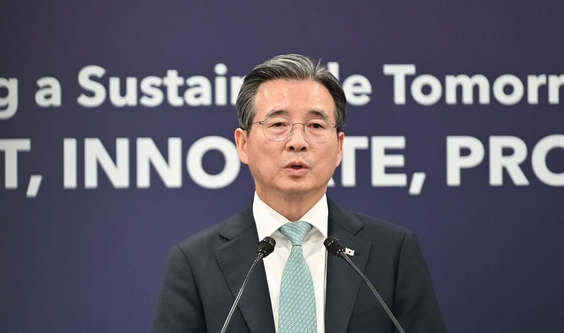 Kim Yong Bum, Leiter im Präsidentenstab für Politik, gibt Auskunft über die Details der Handelseinigung mit den USA.