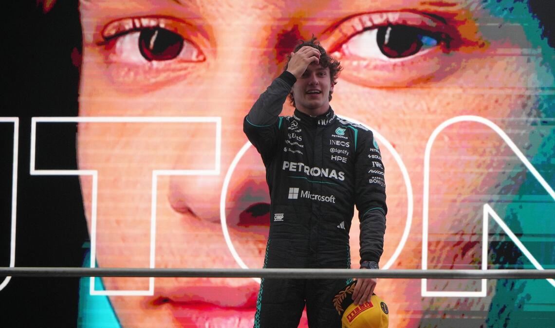 Kimi Antonelli rast in China zu seinem ersten Grand-Prix-Erfolg in der Formel 1.