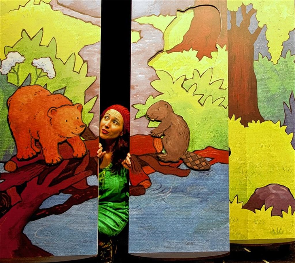 Kindertheater im Mühlehof: Polleke Bär erlebt spannende Abenteuer.