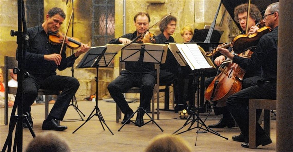 Klangvoller Höhepunkt der Reihe „Bernd Glemser und Freunde“: Der Pianist musiziert gemeinsam mit dem Leipziger Streichquartett.