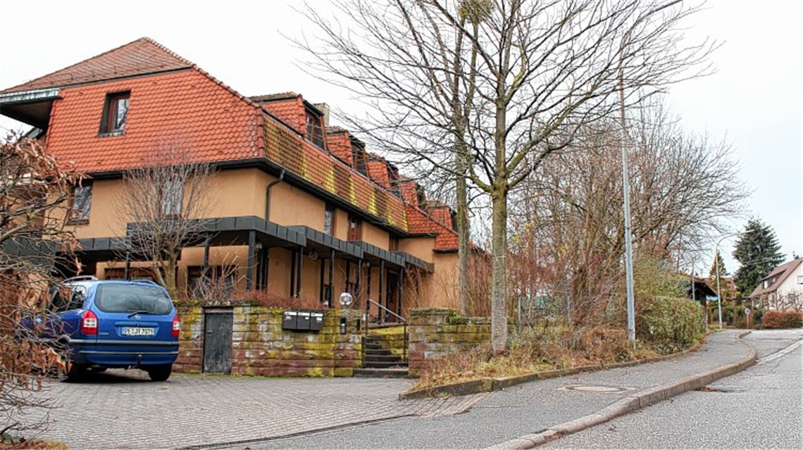 Klares Votum des Gemeinderats: Der Enzkreis darf in einem Nebengebäude des „Haus Schmie“ mehr Flüchtlinge unterbringen. 