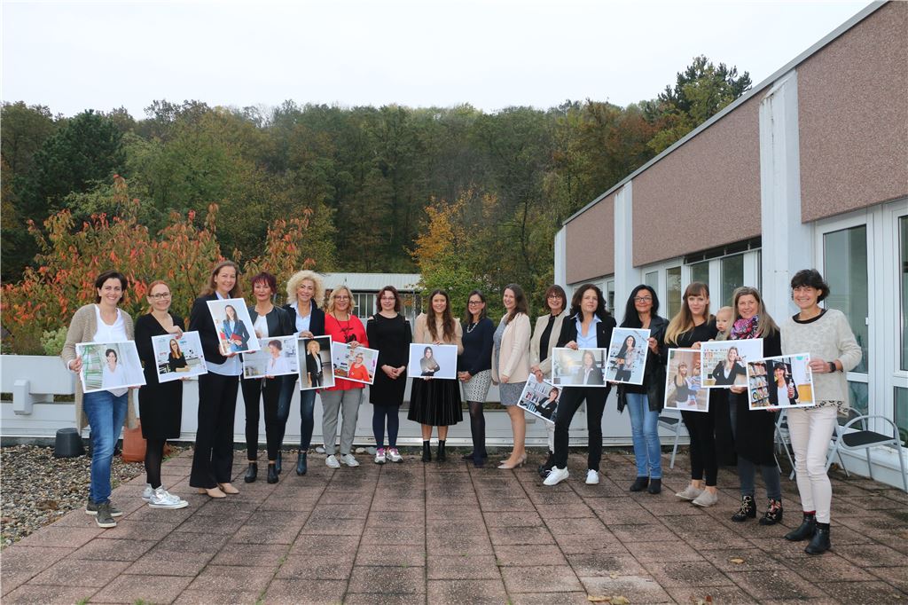 910_0008_182124_joy_Fruehstueck_Klasse_Frauen_Magazin_1_