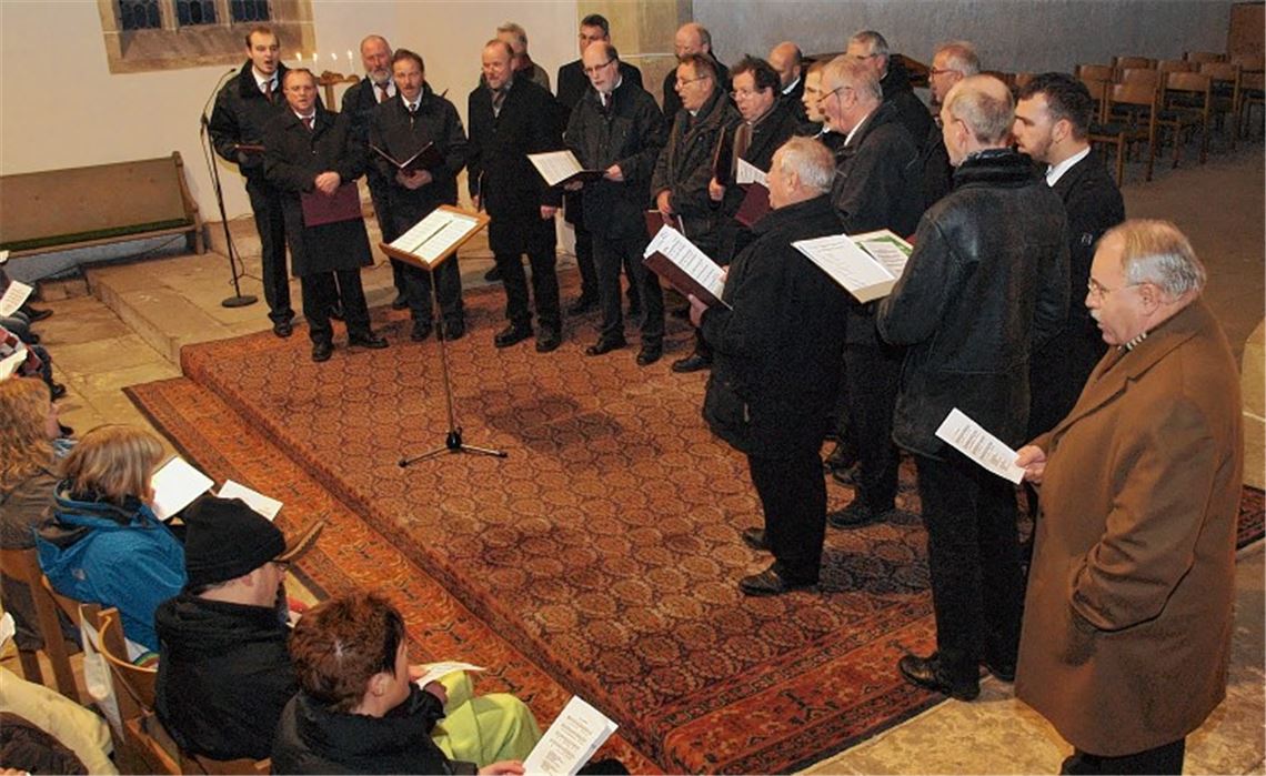 Kleine Tradition in Lienzingen: das Weihnachtssingen in der Frauenkirche.