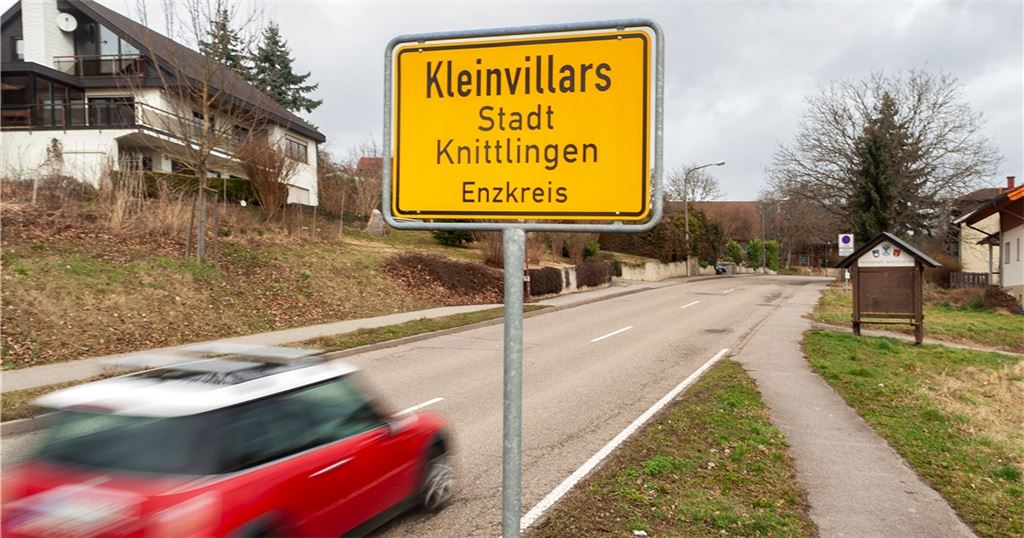 „Kleinvillars – Stadt Knittlingen“: So ist es auf dem Ortsschild zu lesen. Vor einem halben Jahrhundert wurde der kommunale Bund geschlossen. Foto: Fotomoment