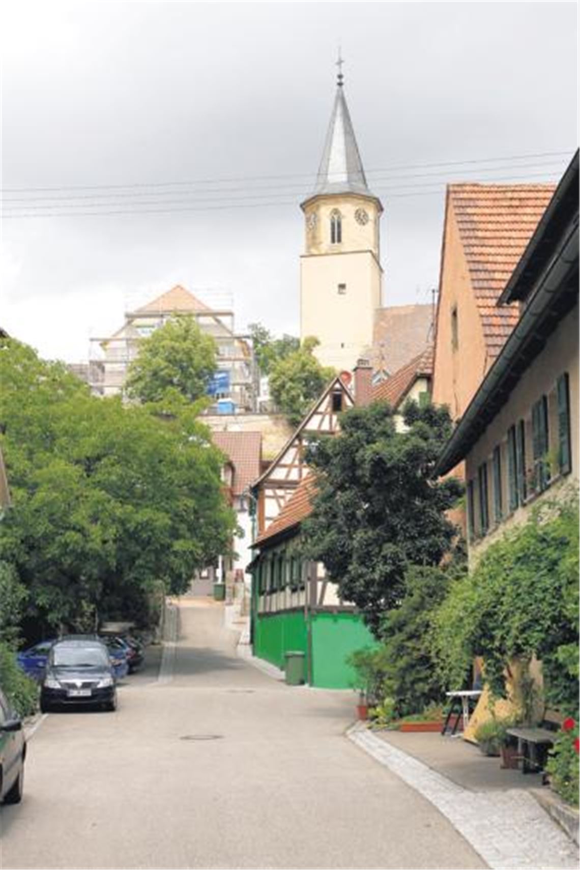 Kletterpartie: Für Bewohner des alten Ortskerns wird künftig der Gang zur Verwaltungsaußenstelle oder zur Arztsprechstunde, die in das alte Schulhaus umziehen sollen, ein Stück weit beschwerlicher.
Foto: Tilo Keller