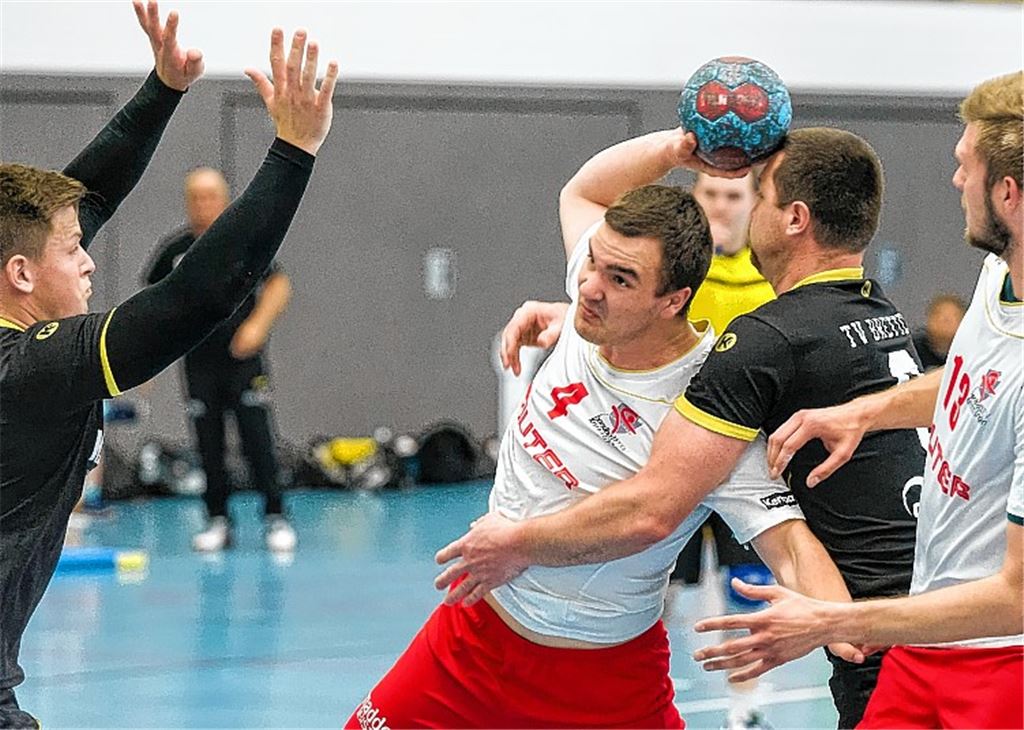 TSV Knittlingen fertigt Bretten ab