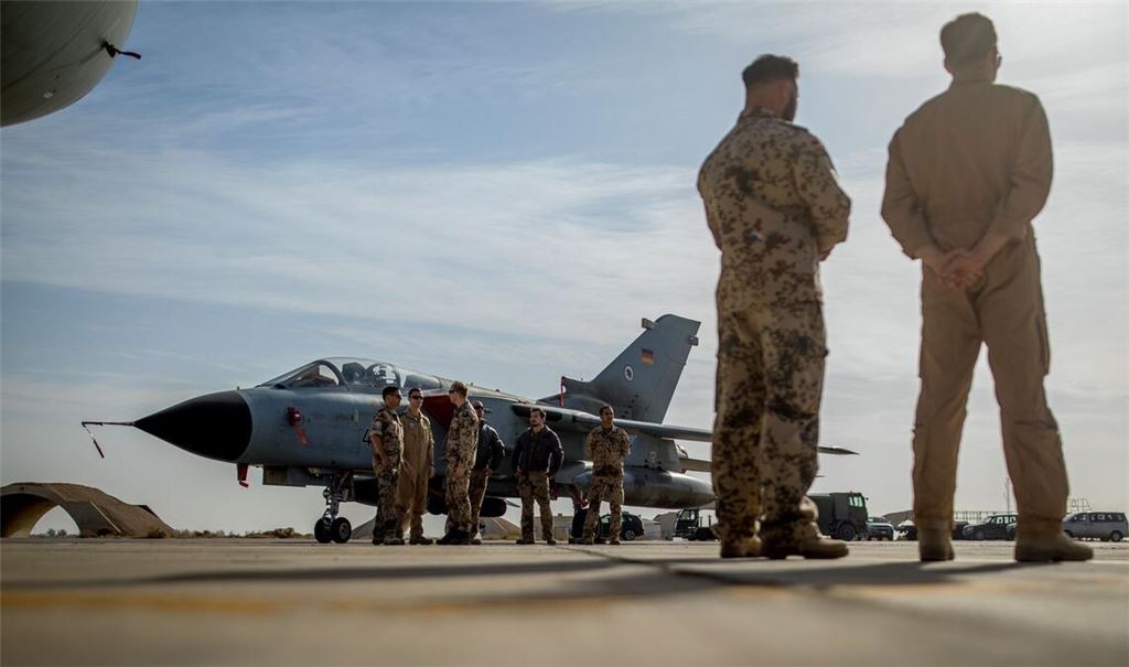 Könnte Deutschland über Artikel 5 der Nato in den Iran-Krieg verwickelt werden? Theoretisch müssen Bundeswehrsoldaten darauf vorbereitet sein.