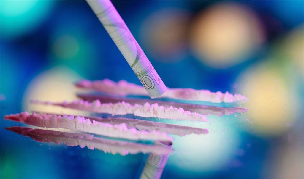 Kokain mit Geldschein. (Symbolfoto)