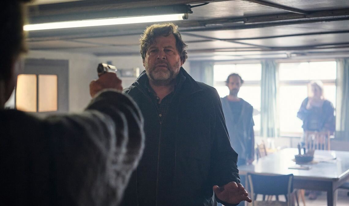 Kommissar Berg wird in seinem eigenen Haus bedroht.