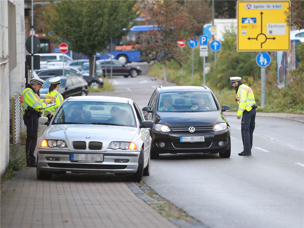 910_0008_180394_Polizei_Kontrolle_am_25_09_19_Lienzinger