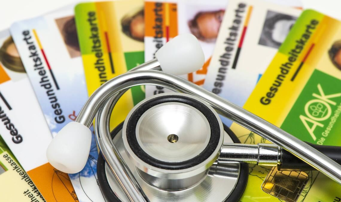 Krankengeld und Kinderkrankengeld sollen im Zuge der Reform der gesetzlichen Krankenversicherung gekürzt werden (Symbolfoto).