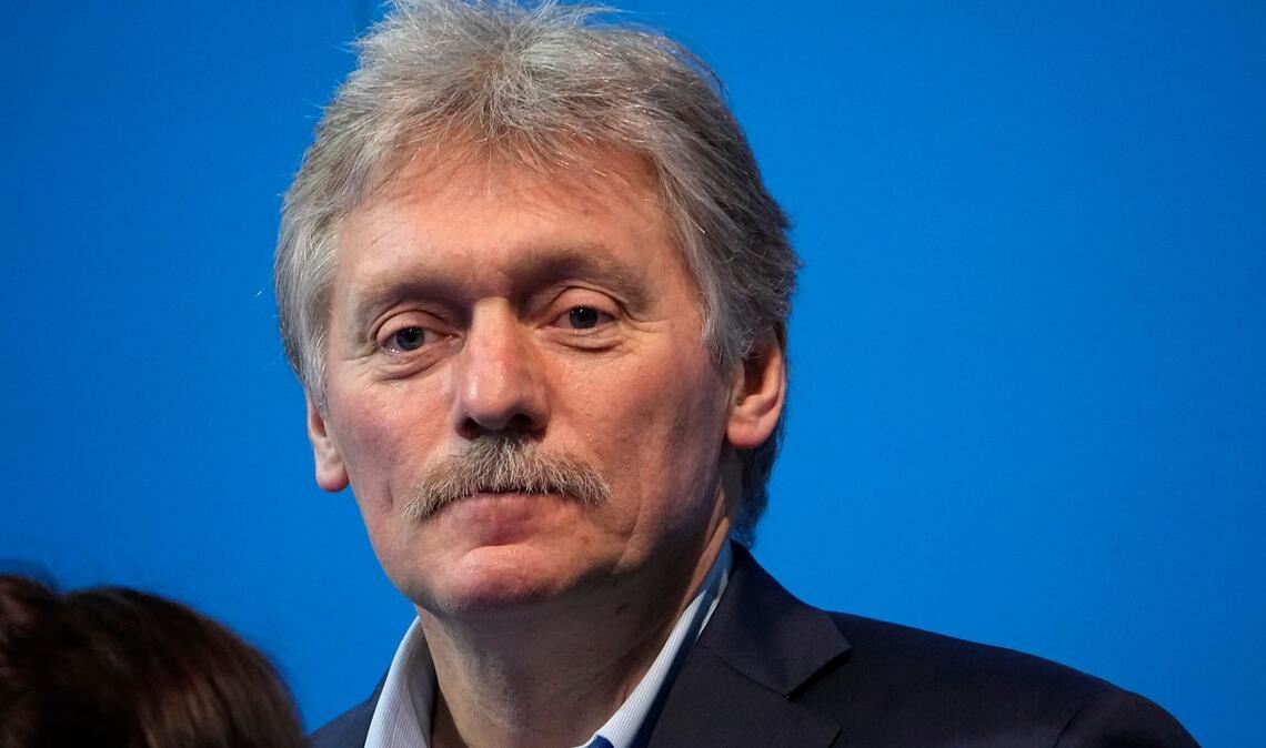 Kremlsprecher Dmitri Peskow kündigt nach Kritik einer Bloggerin an den Zuständen in Russland Arbeit an Problemen an. (Archivbild)