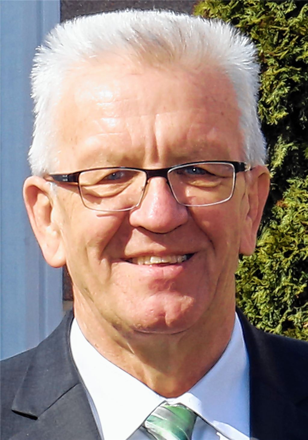 Kretschmann besucht den Enzkreis