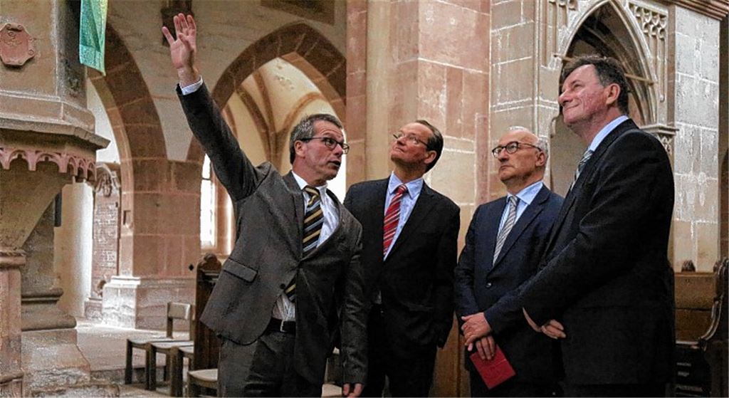 Botschafter auf Stippvisite im Kloster
