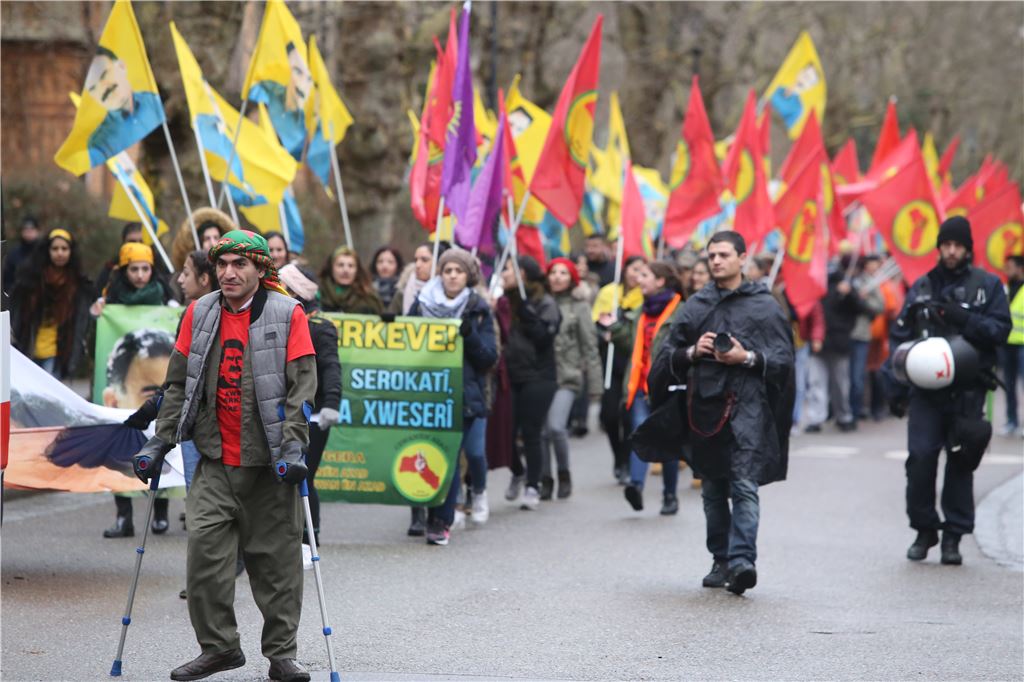 lh Kurdenmarsch durch Mühlacker (8)
