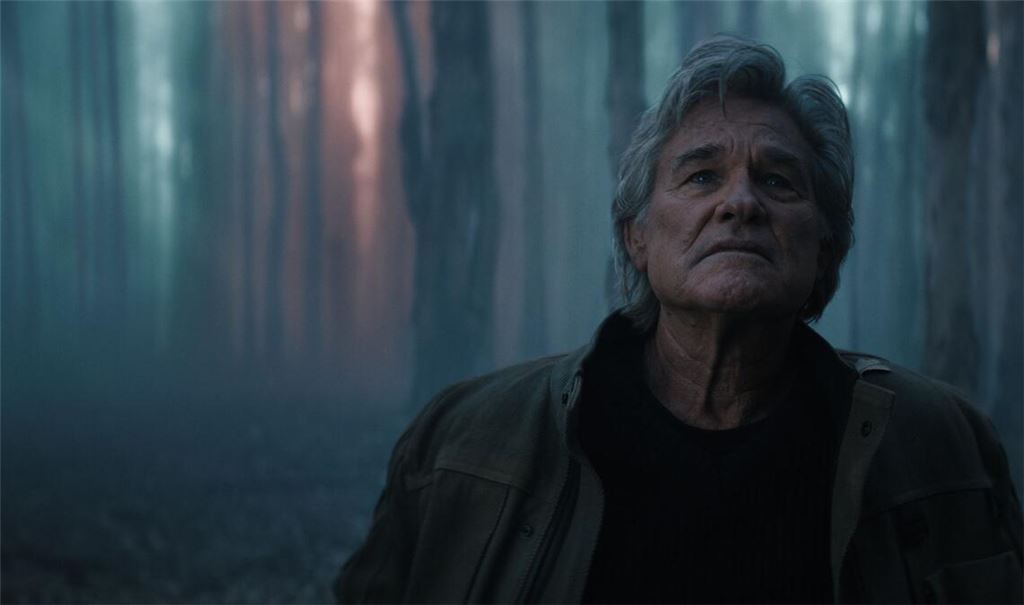 Kurt Russell bekommt es als Lee Shaw in "Monarch: Legacy of Monsters" mit King Kong und anderen Monstern zu tun.