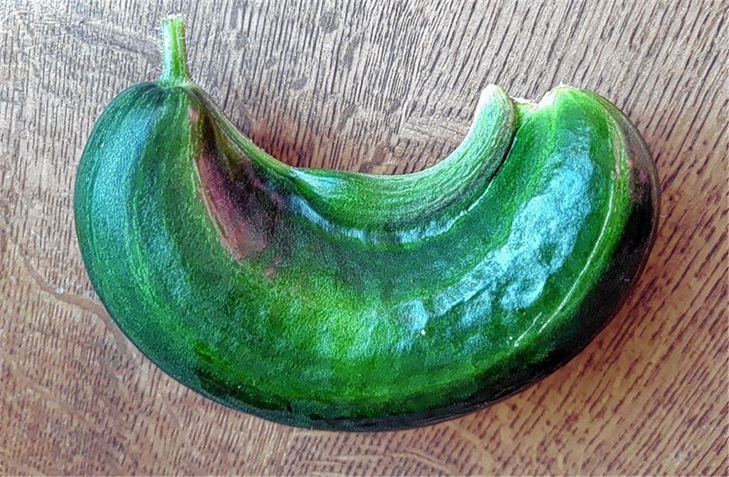 Lächelnde Doppel-Gurke.