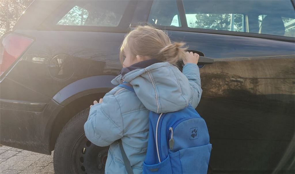 Längst nicht alle Eltern bekommen fürs Kind einen Platz im Wunschkindergarten, manche müssen weitere Wege in Kauf nehmen.Foto: ram