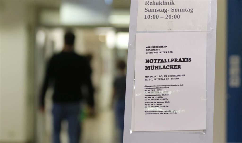 Landräte schreiben wegen der Notfallpraxen an Minister - auch Enzkreis-Chef Rosenau ist dabei. Symbolfoto: Archiv