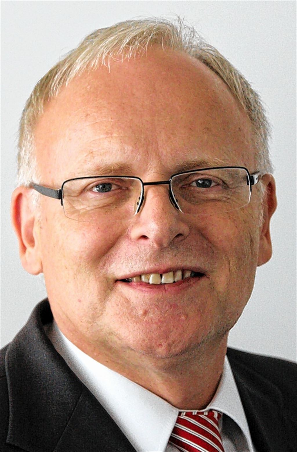 Landrat Karl Röckinger ist der neue Vorsitzende der Rolf-Scheuermann-Stiftung