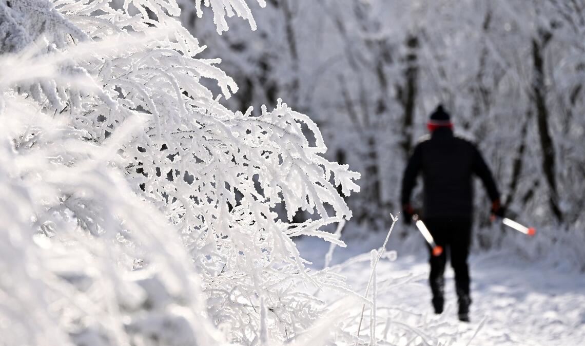 Langlauf bei eisigen Temperaturen im Erzgebirge