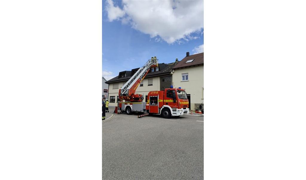 Langwieriger Einsatz für die Feuerwehr in Dürrn. Foto: Myroshnichenko