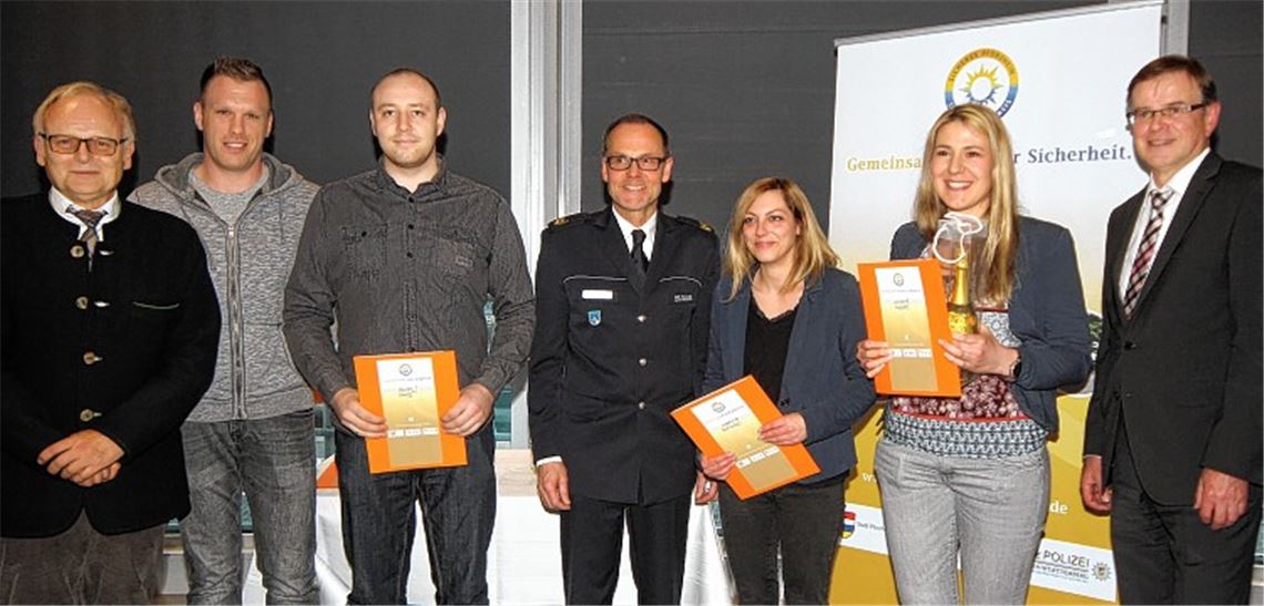 „Hingeschaut und eingegriffen“