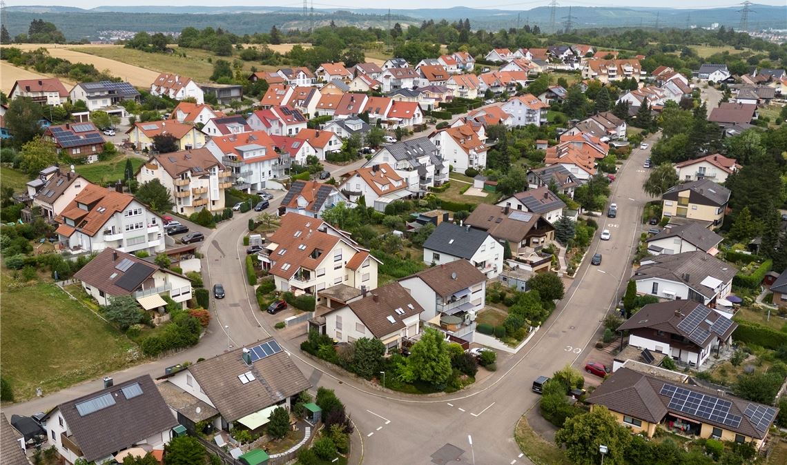 Laut Bodenrichtwertkarte ein teures Pflaster: die Höhenlagen in Enzberg. Foto: Fotomoment