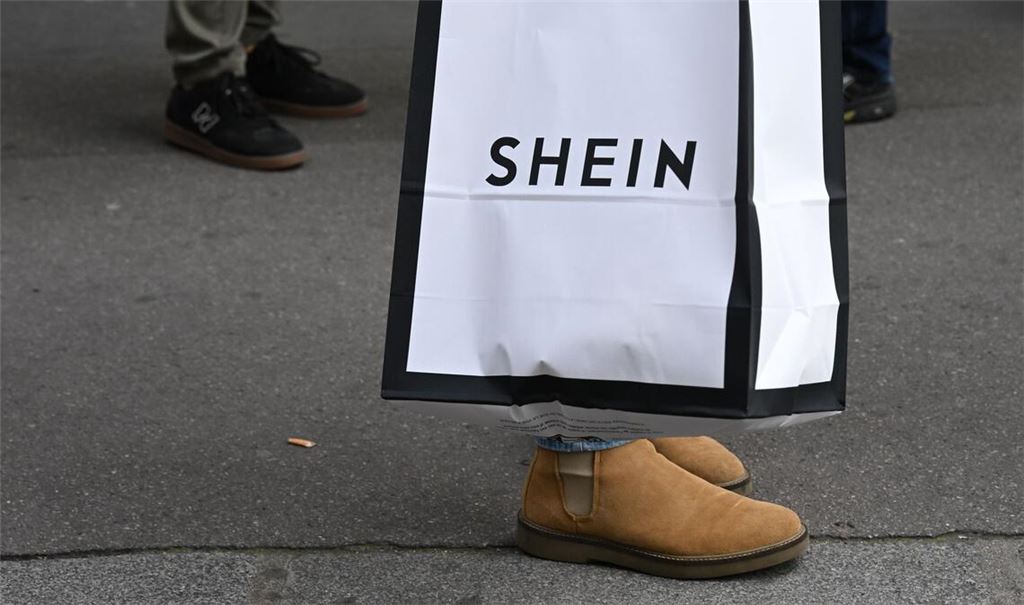 Laut einem aktuellen Ranking des Handelsforschungsinstituts EHI war Shein 2024 bereits der siebtgrößte Onlineshop in Deutschland. (Archivbild)