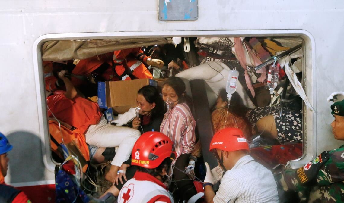 Laut einer Sprecherin der staatlichen Bahngesellschaft KAI sind unter den Opfern ausnahmslos Frauen.