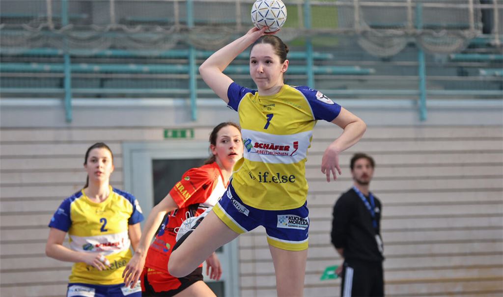 Lena Ermentraut beim Wurf. Foto: Müller