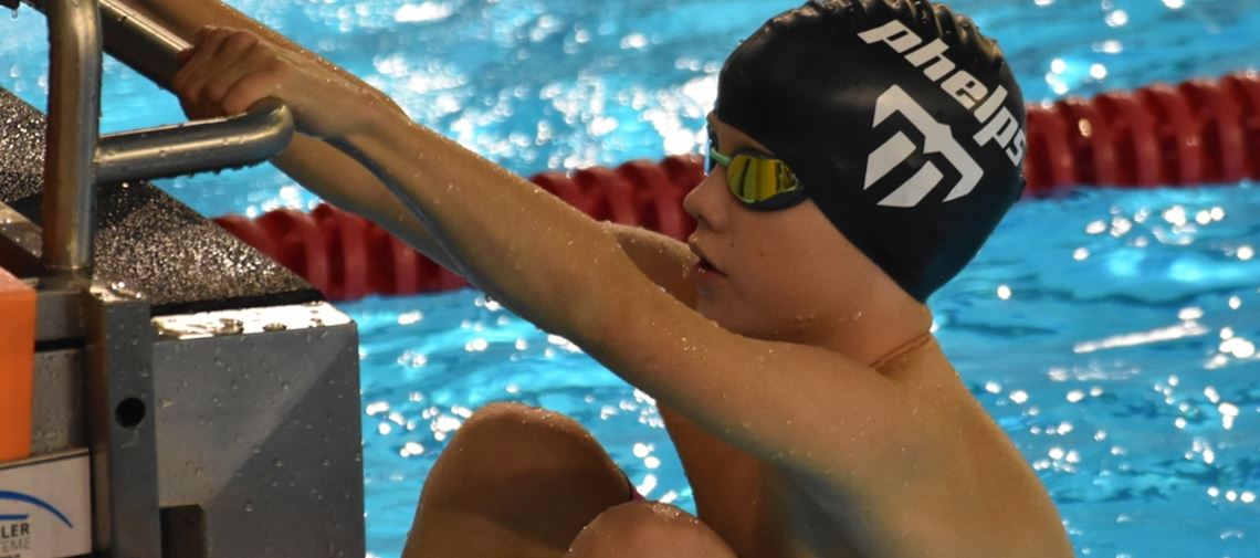 Mühlacker holt Medaillen Lennox Hansel siegt in Sindelfingen beim 100-Meter-Rücken-Schwimmen.Foto: privat