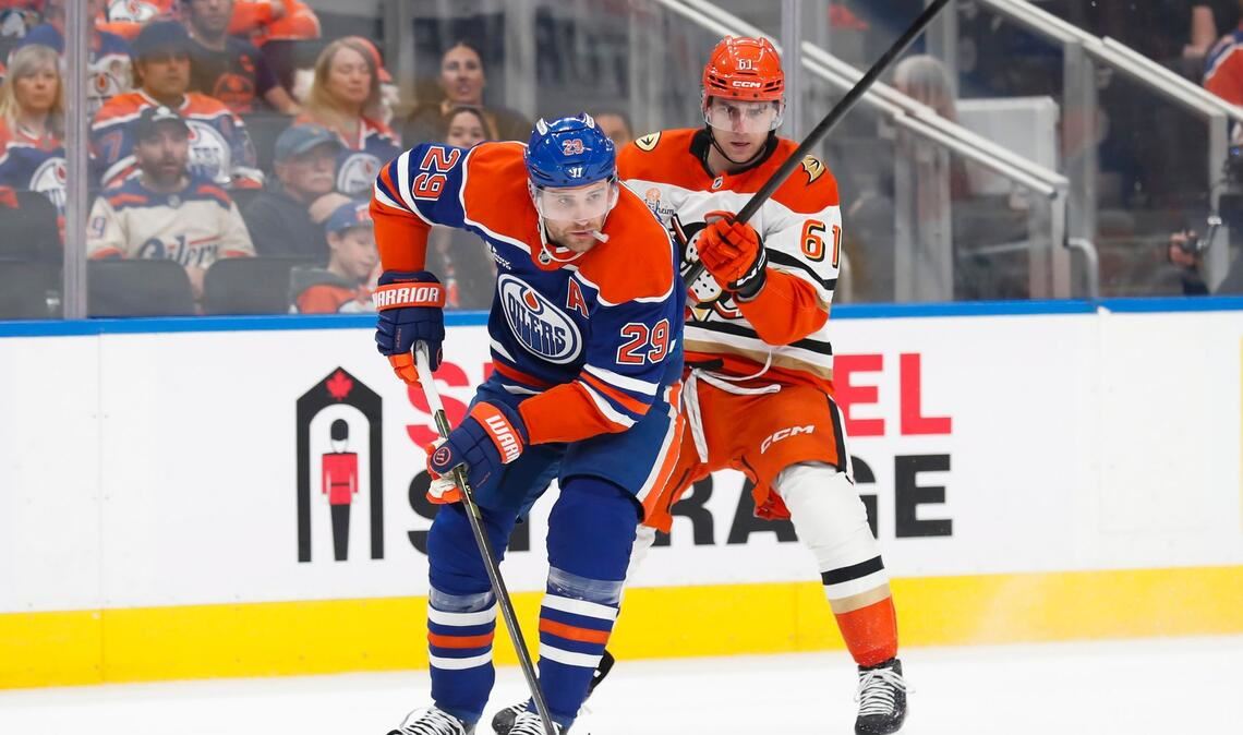 Leon Draisaitl ist zurück auf dem Eis.