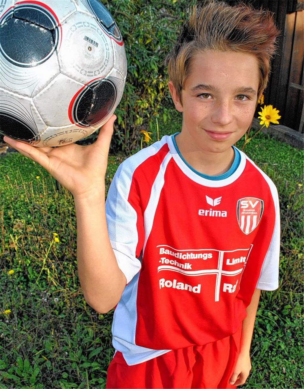 Liebt das runde Leder: Maik Tauchmann gibt bei den Kickers Pforzheim in der Landesliga Mittelbaden auf der Außenbahn Vollgas. 