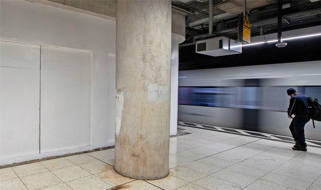 Liegt die Abkürzung am Hauptbahnhof hinter dieser Baustellenwand?