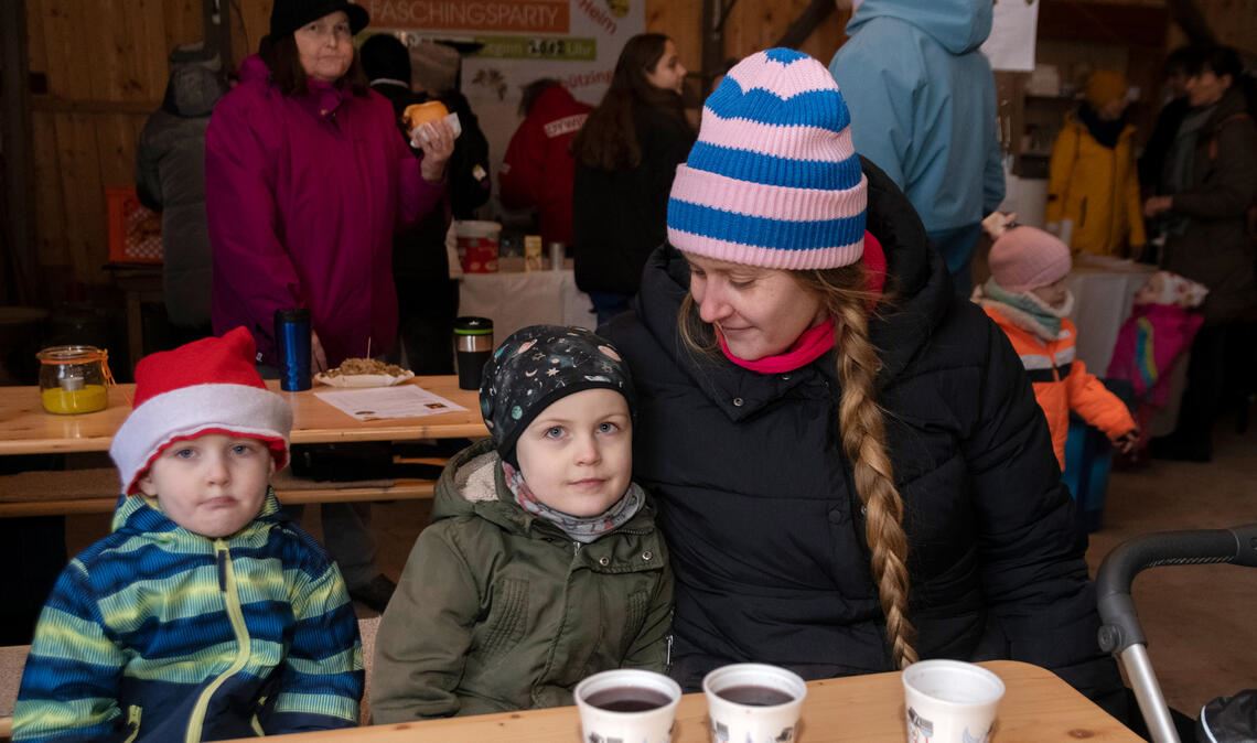 Lisette Schrodt besucht mit ihren Kindern das Fest. Foto: Fotomoment