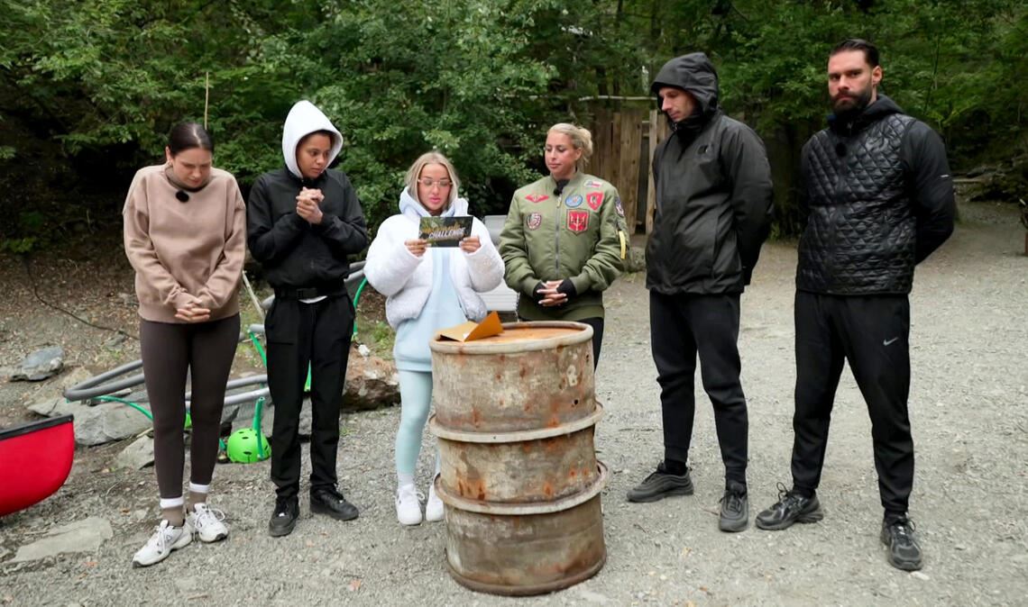 Liza, Chika, Emmy, Virginia, Patrick & Marko (v. l.)