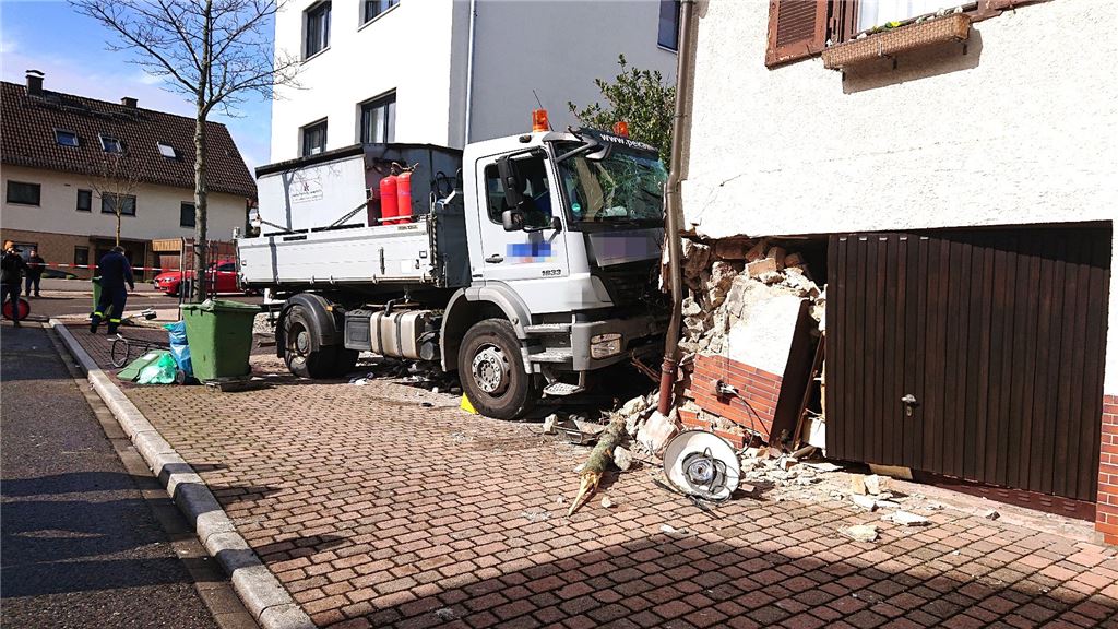 myro Unfall Lkw bearbeitet