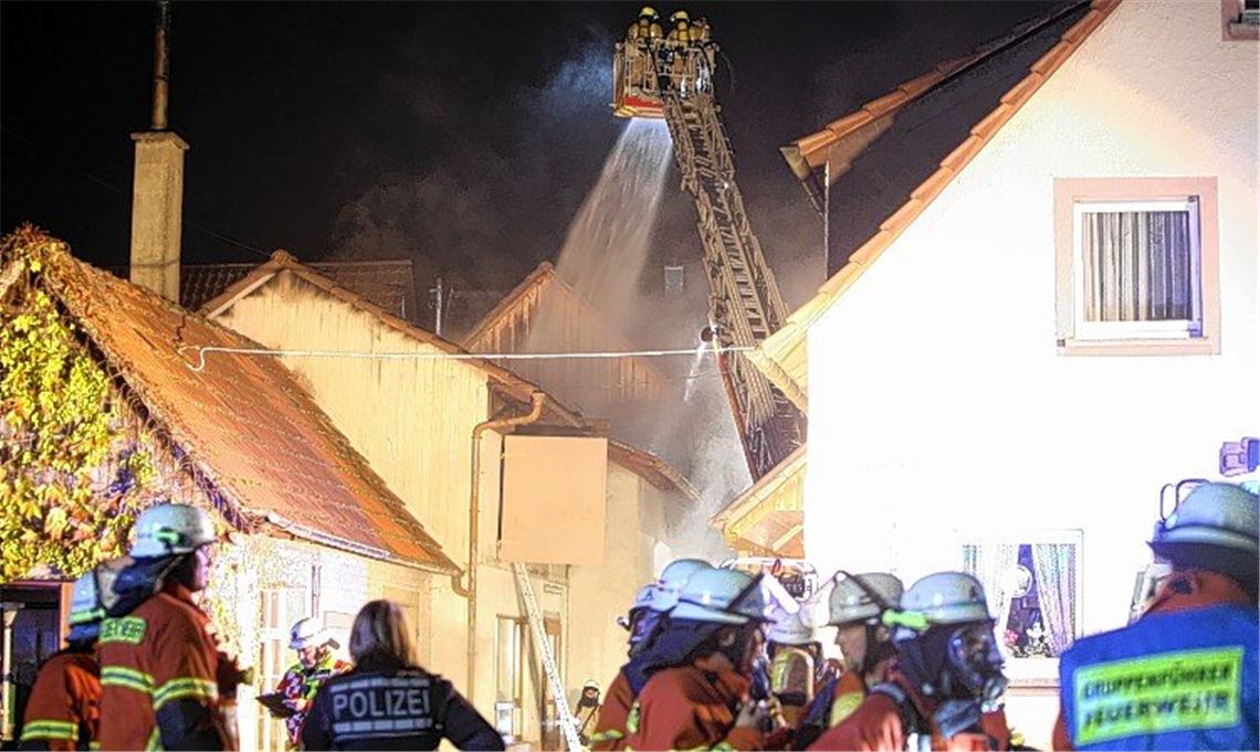 Großeinsatz im Ortskern von Schmie
