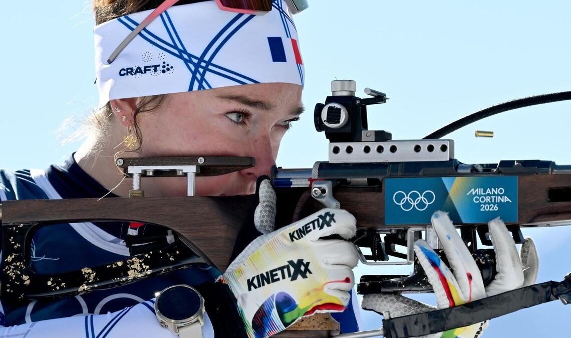 Lou Jeanmonnot holt sich ihre erste Kristallkugel der Saison, aber knapp. (Archivbild)