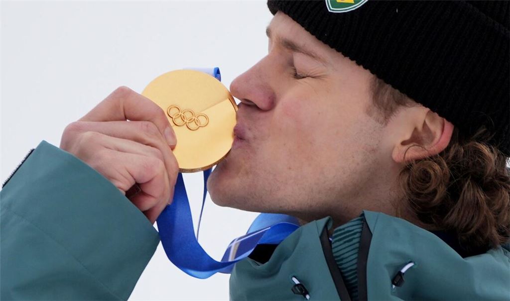 Lucas Pinheiro Braathen schreibt beim Riesenslalom Olympia-Geschichte.