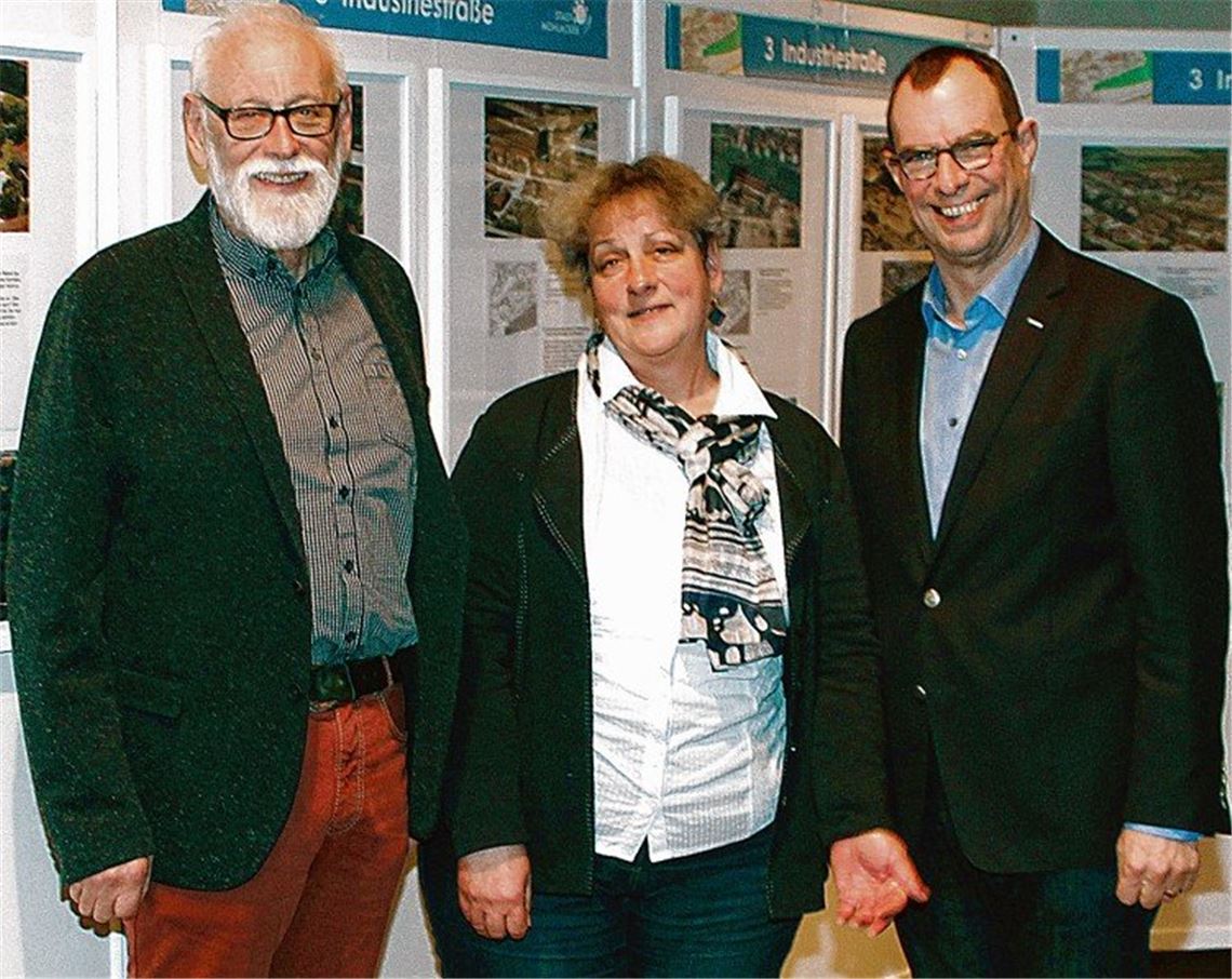 Virtueller Flug über Zeit und Raum Virtueller Flug über Zeit und Raum