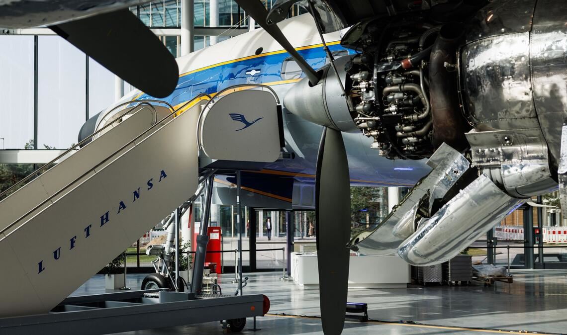 Lufthansa eröffnet ein neues Besucher- und Kongress-Zentrum in Frankfurt.